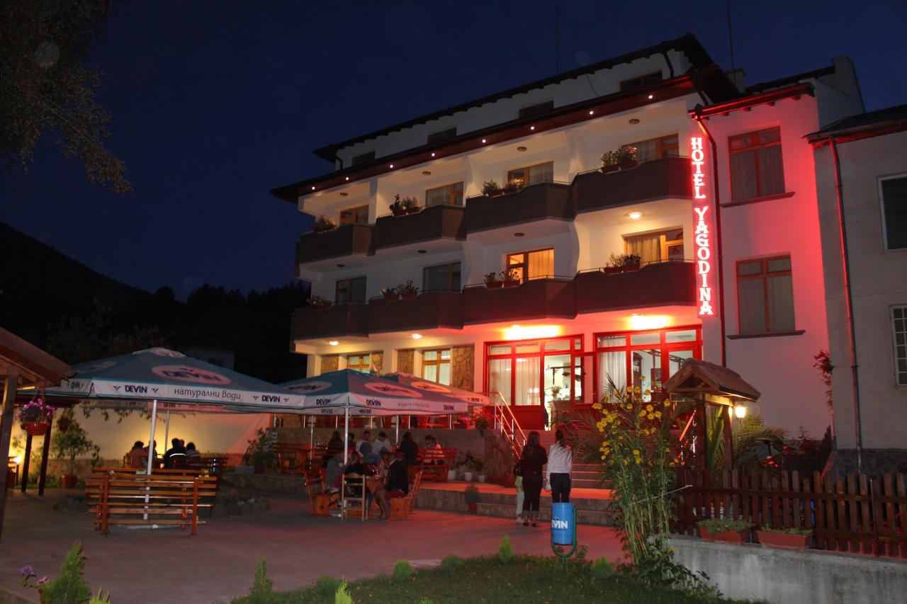 Yagodina Family Hotel Eksteriør bilde